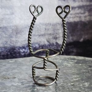 Vintage Twisted Wire Egg Holder / Egg Cup Stand Rustic Farmhouse Kitchen Gadget